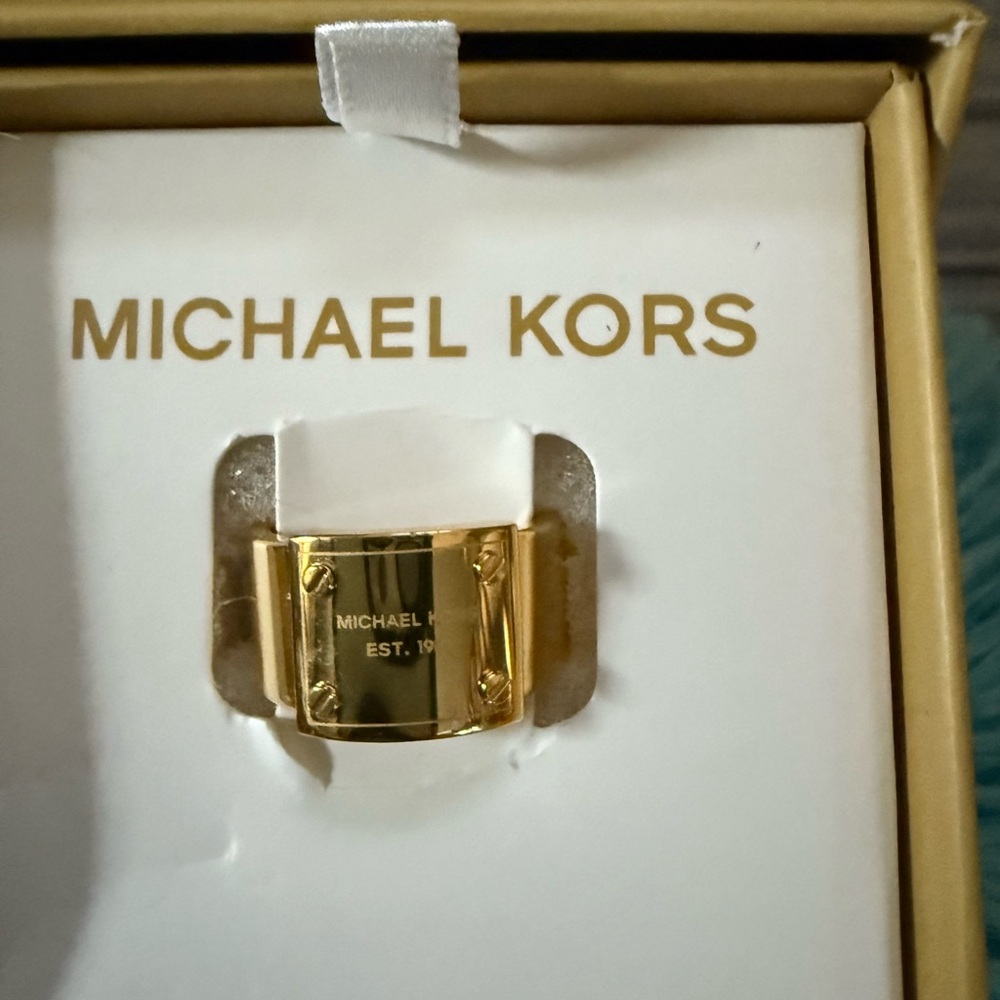 Michael Kors Gold Ring - Picture 3 of 4